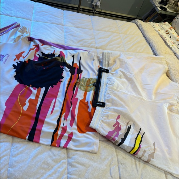 Adidas &Thebe Magugu Plus Size Short Set - Picture 3 of 16